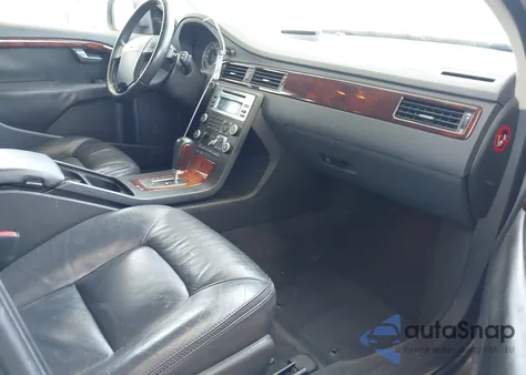 2008 Volvo Xc70 3.2 z USA, uszkodzony, nr VIN YV4BZ982681016599